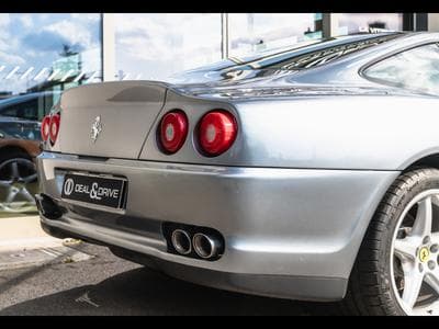 Ferrari 550 MARANELLO 5.5 V12 485 - MANUAL 6 - GRIGIO TITANIO (1998) - Foto 10