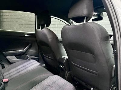 VW Polo 2.0 TSI 207 CV DSG7 **BEATS** MATRIX ** VIRTUAL** (2023) - Photo 8