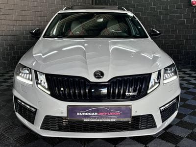 Skoda Octavia III COMBI RS 2.0 TSI 245 CV *CANTON* *ATTELAGE* SIEGES ELEC (2020) - Photo 2