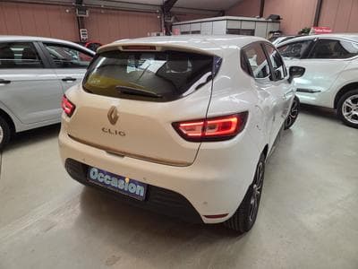 Renault Clio 1.5dCi 90CV BV AUTOMATIQUE (2018) - Photo 4