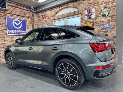 Audi Q5 Q5 SB 50 TFSi e 2.0 265cv Auto QUATTRO S-LINE intérieur (2023) - Foto 2