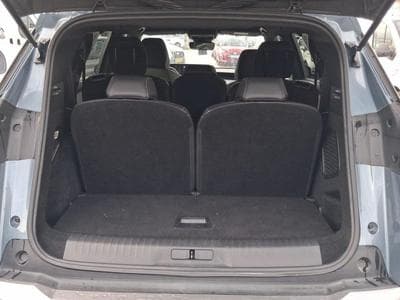 PEUGEOT 5008 Hybrid 145ch Allure e-DCS6 (2025) - Photo 9
