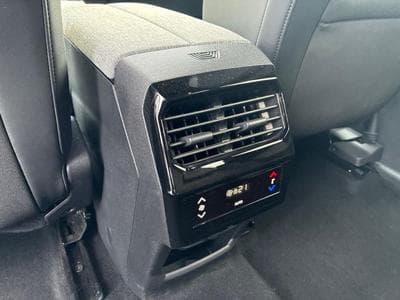 PEUGEOT 5008 Hybrid 145ch Allure e-DCS6 (2025) - Photo 10