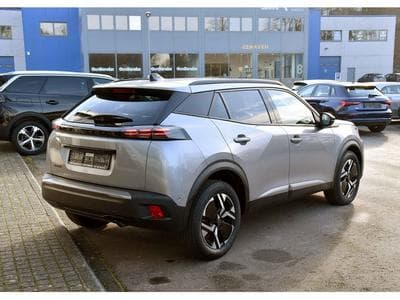 Peugeot 2008 1.2 PureTech Allure ACC GPS LANE SIDE REGUL CAM 360 1° MAIN (2025) - Photo 4