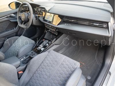 Audi RS3 Sportback Performance Edition 1 OF 300 (2023) - Photo 6