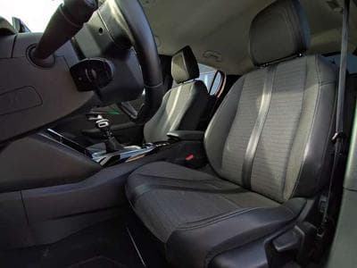 Peugeot 208 GT Look (Allure) (2022) - Foto 6