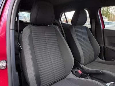 Peugeot 2008 Active-Pack (2023) - Photo 5