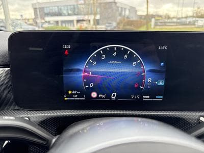 Mercedes A 200 163CV 7G-TRONIC * GARANTIE 36 MOIS * (2023) - Photo 11