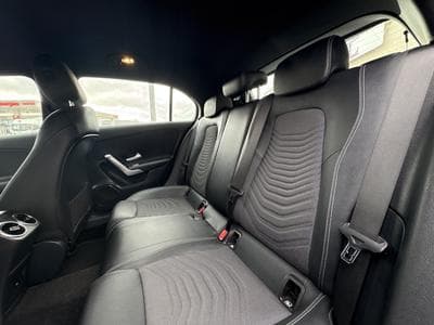 Mercedes A 200 163CV 7G-TRONIC * GARANTIE 36 MOIS * (2023) - Photo 5