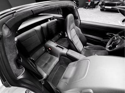 Porsche 911 911 991.2 Targa 4 GTS - APPROVED 2027 (2018) - Photo 12