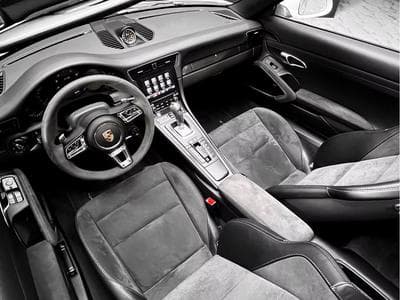 Porsche 911 911 991.2 Targa 4 GTS - APPROVED 2027 (2018) - Photo 13