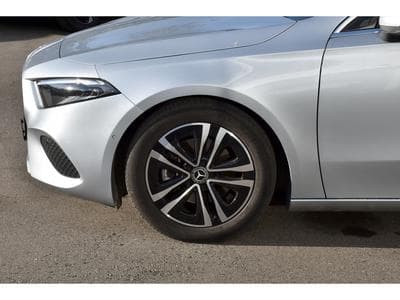 Mercedes A 180 CDI Progressive 8G-DCT CUIR GPS LANE PARK CAM 1° MAIN (2024) - Photo 4