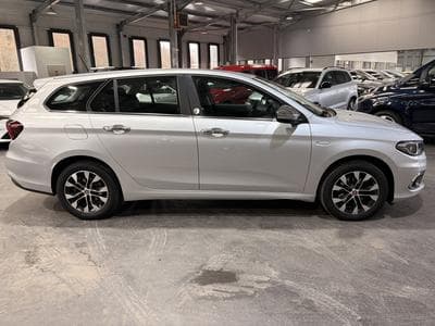 Fiat Tipo 1.4 SW Mirror (2020) - Photo 1