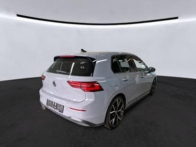 VW Golf GTD 2.0 TDI DSG7 200 CV *ATTELAGE* *PANO* DCC* MATRIX * HARM (2023) - Photo 5