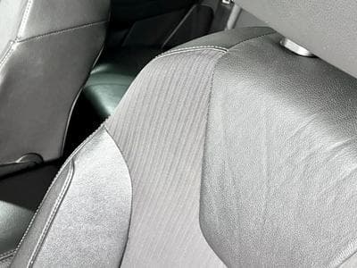 Ford Focus 1.6 TDCI 116 CV TITANIUM *SIEGES CHAUFF.* *KEYLESS* (2011) - Photo 8