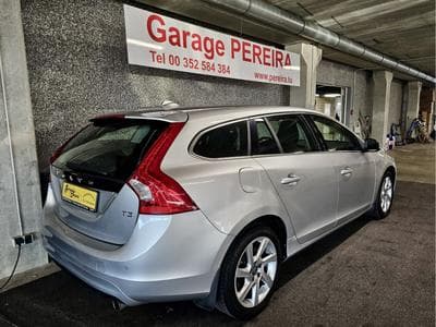 Volvo V60 T3 AUTO NAVI (2015) - Foto 1