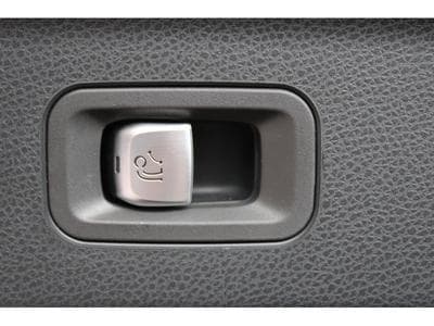 Mercedes GLC 250 4 MATIC COUPE AMG LINE PANO CUIR NAVI 1 HAND (2017) - Photo 15