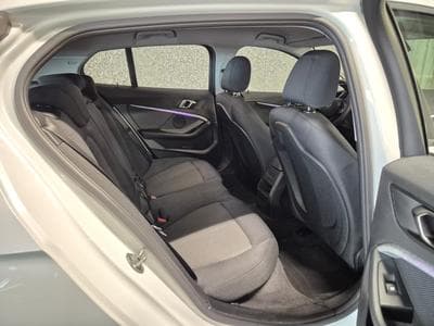 BMW 118 i AUTO  LED NAVI (2020) - Foto 13