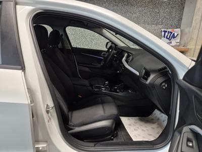 BMW 118 i AUTO  LED NAVI (2020) - Foto 7