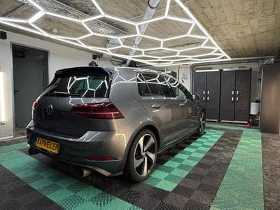 VW Golf GTI PERFORMANCE 2.0 TSI 180 KW DSG (2019) - Photo 4