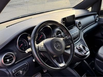 Mercedes V 250 D AMG LINE 7 SITZE CUIR NAVI 1 HAND (2019) - Photo 5