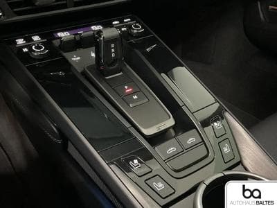 Porsche 911 (2025) - Foto 9