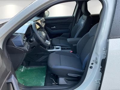 Dacia Duster Journey TCe 130 (2024) - Photo 8