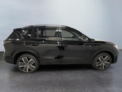 VW Tiguan R-Line Edition 2.0 (2025) - Photo 8