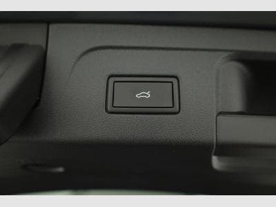 VW Touran Comfortline BMT/Start-Stopp (2026) - Photo 13