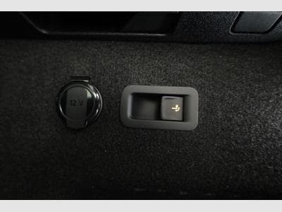 VW Tayron 1.5 TSI eHybrid 150 kW Life (2026) - Photo 13