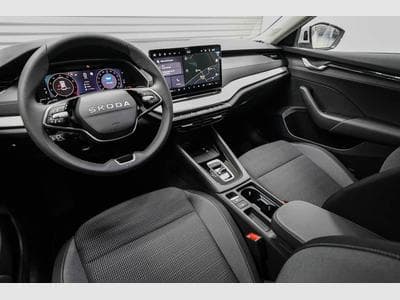 Skoda Octavia Kombi 1,5 eTSI (2026) - Photo 6