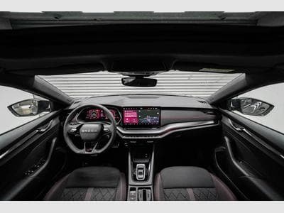 Skoda Octavia Kombi 2,0 TSI (2025) - Photo 5