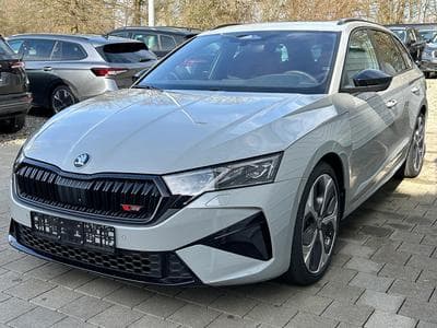 Skoda Octavia RS (2026) - Photo 3