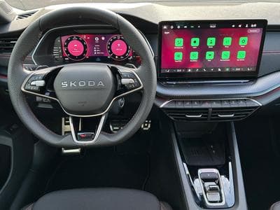 Skoda Octavia RS (2026) - Photo 9