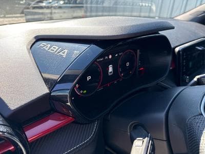 Skoda Fabia Monte Carlo 1.5 (2026) - Foto 10