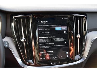 Volvo V60 2.0 B4 Plus Dark Geartronic CUIR MEMO PANO CAM360 HARMAN 1°M (2025) - Foto 15