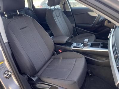 Audi A4 Avant 35 TFSI (2024) - Photo 11