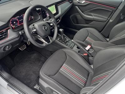 Skoda Kamiq Monte Carlo 1.5 (2024) - Foto 2