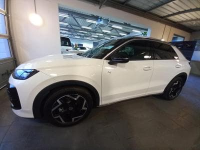 VW T-Roc R-Line 1.5 TSI (2026) - Photo 1