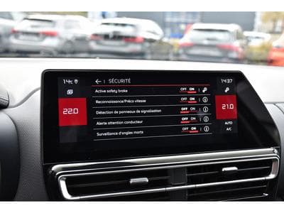 Citroën C5 Aircross 1.2 PureTech 130 Shine CUIR ACC SIDE GPS CAM 1° MAIN (2024) - Photo 12