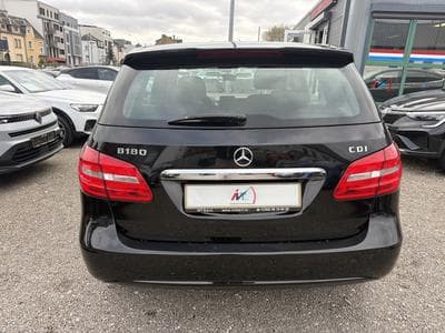 Mercedes B 180 1.8 CDI  AUTO 110CV (2012) - Photo 5