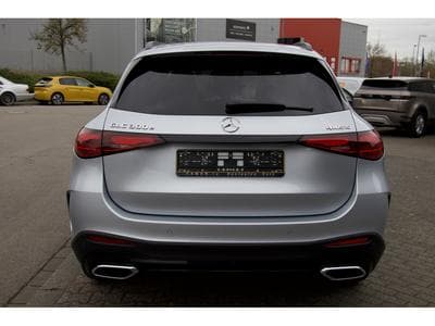 Mercedes GLC 300 e 4Matic 9G-TRONIC AMG Line Advanced (2024) - Foto 4