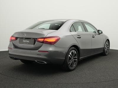 Mercedes A 200 d Limousine Led,Kamera,MBUX (2024) - Foto 3