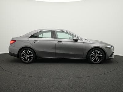 Mercedes A 200 d Limousine Led,Kamera,MBUX (2024) - Foto 5