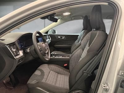 Volvo S60 -46% B4 2.0 Mhev 197ch Bva Core +GPS+CAM+FULL LED+CLIM BIZON (2024) - Photo 7