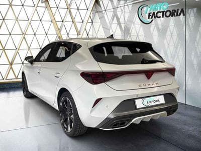 Cupra Leon -29% 1.5 eTSI 150cv BVA+MIRRORLINK+CAM+LED+JA18 (2025) - Photo 4