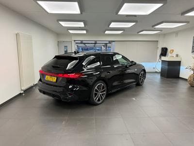 Audi A5 Avant e-hybrid quattro 367 CV / 270 KW S tronic (2026) - Foto 8