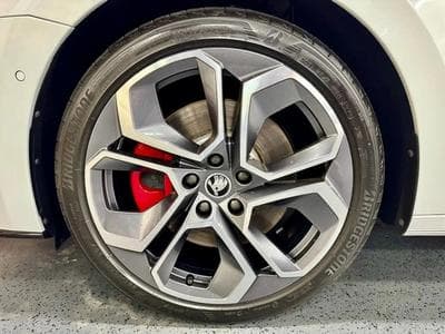 Skoda Octavia (2023) - Photo 3