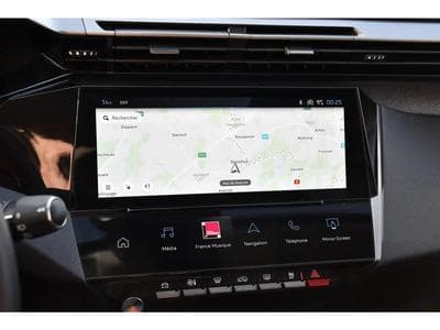 Peugeot 308 (2024) - Photo 10