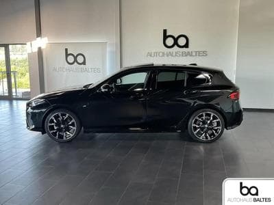 BMW 120 (2025) - Photo 4